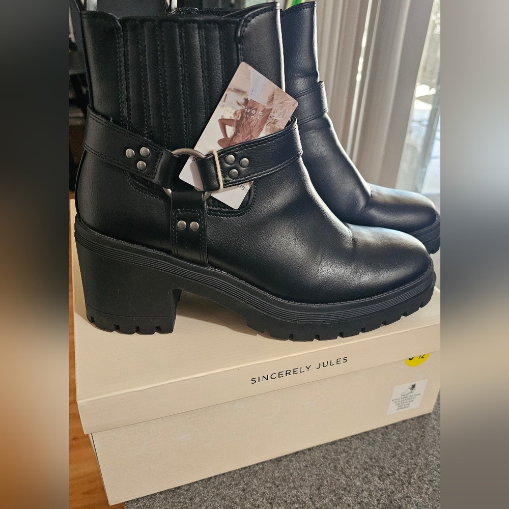 Boots- Sincerely Jules Chunky Heels